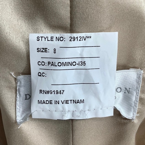 Dessy Collection Size 8 Sleeveless Lace V-Neck Cocktail Dress $250 msrpI23-4 - Picture 6 of 9